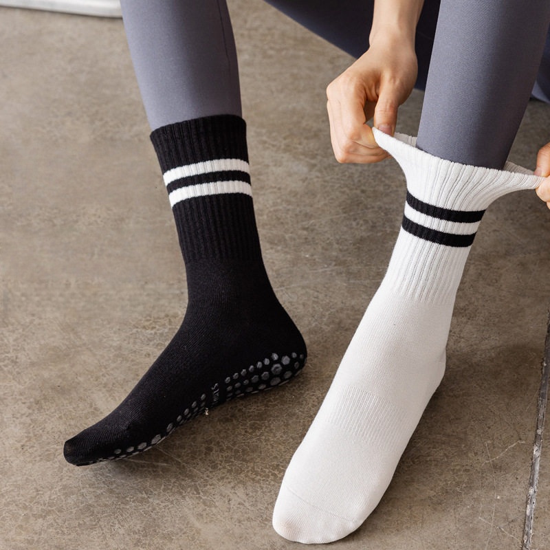 Women Non Slip Yoga Socks, Gri - огляд і ціна Fitness Yoga Pilates