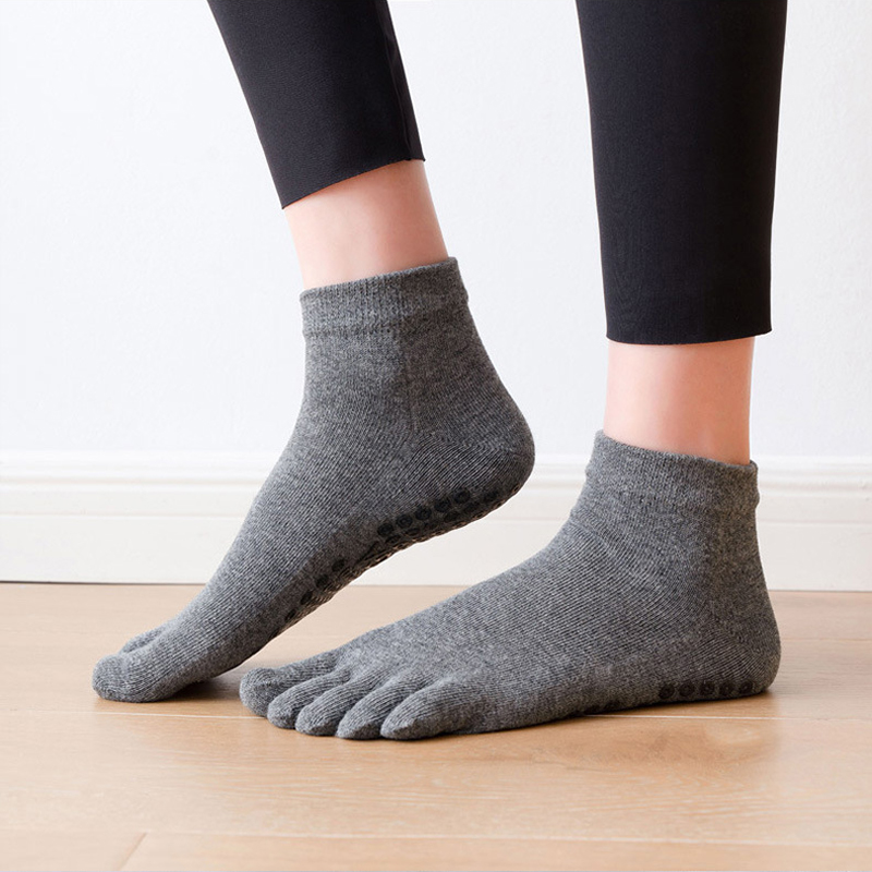Anti-Slip Women Pilates Socks  - огляд і ціна Fitness Yoga Pilates