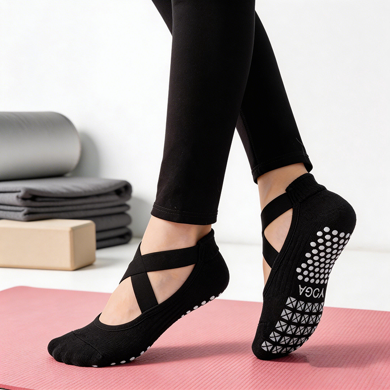 Women Non-Slip Yoga Socks Sili - огляд і ціна Fitness Yoga Pilates